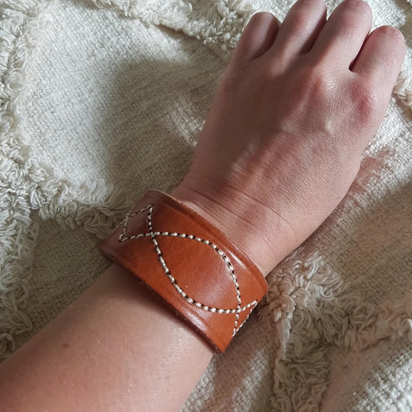 Lue Upcycle Leather Cuff brown western boho stitched detail 8.5” Bracelet - Picture 1 of 4